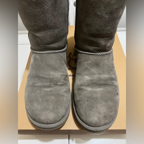 UGG Classic Short Boot for Women - Grey - Picture 9 of 9